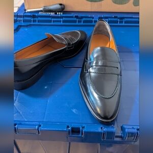 Moving- Will Take To Trift On 11.16 - Everlane Classic Black Loafers